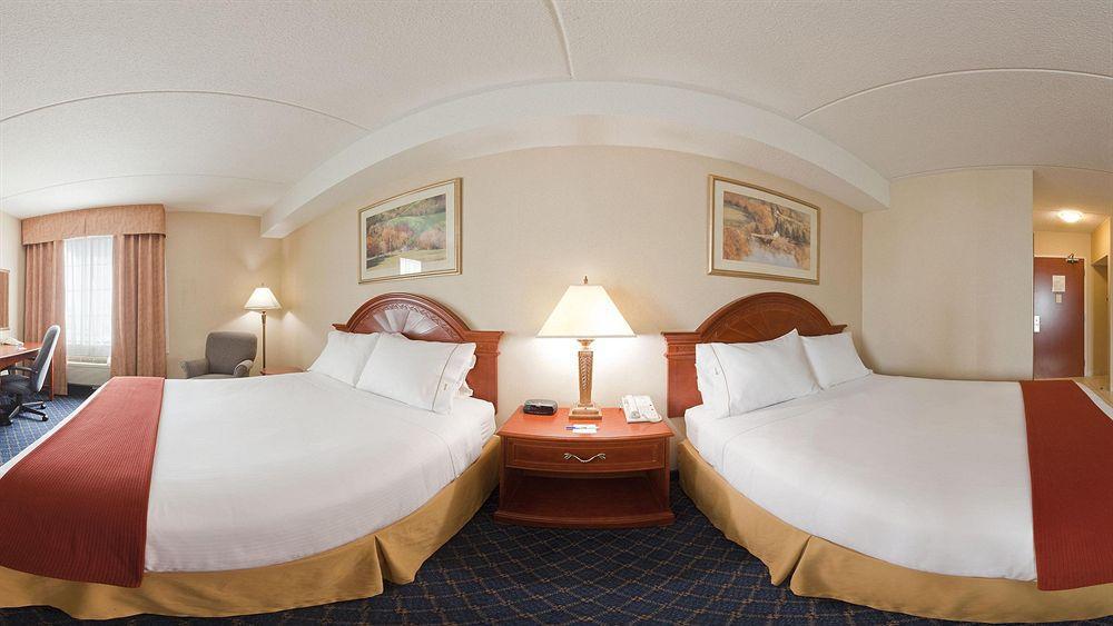 Holiday Inn Express Hotel & Suites Barrie By Ihg Eksteriør billede