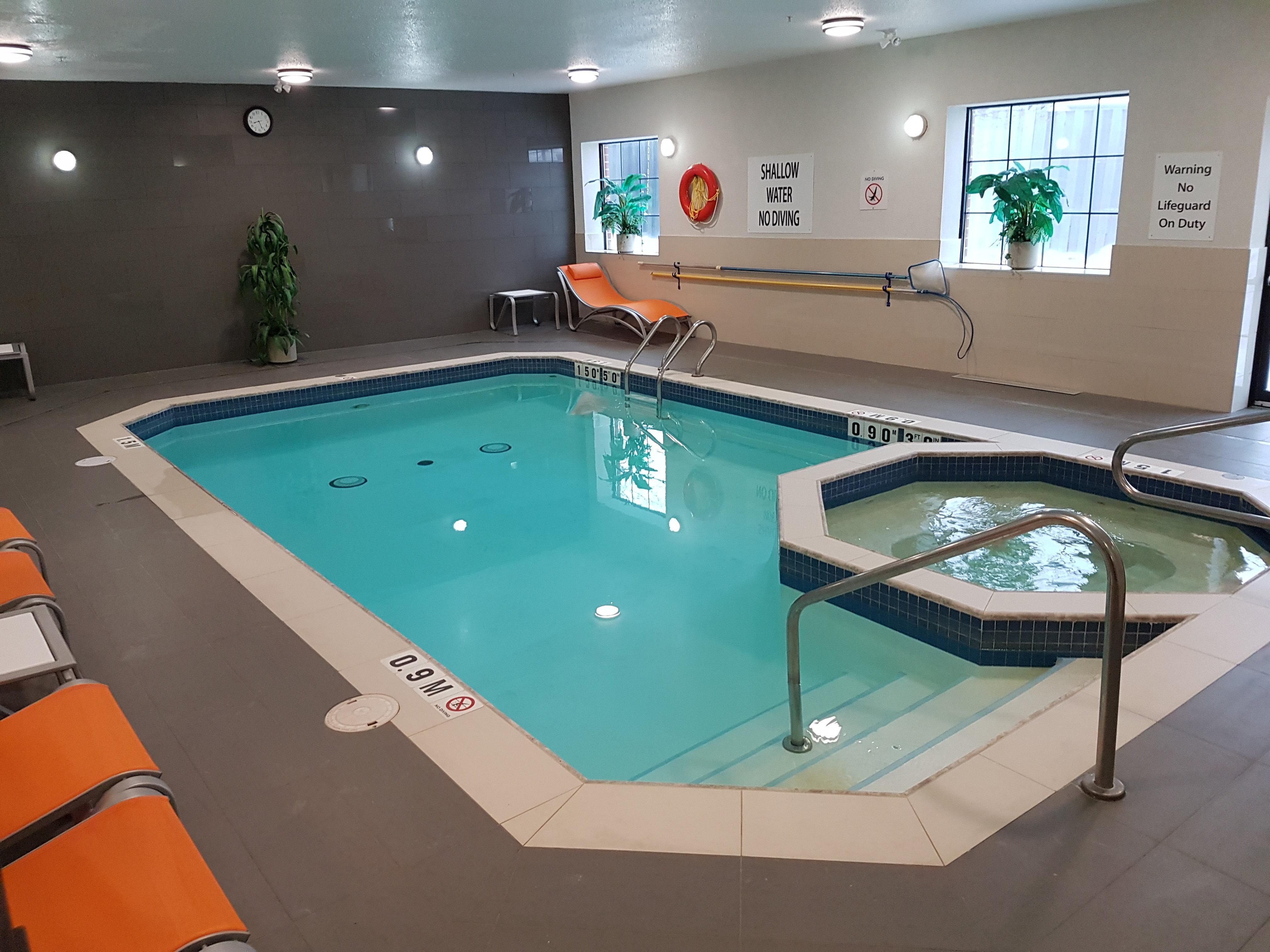 Holiday Inn Express Hotel & Suites Barrie By Ihg Eksteriør billede