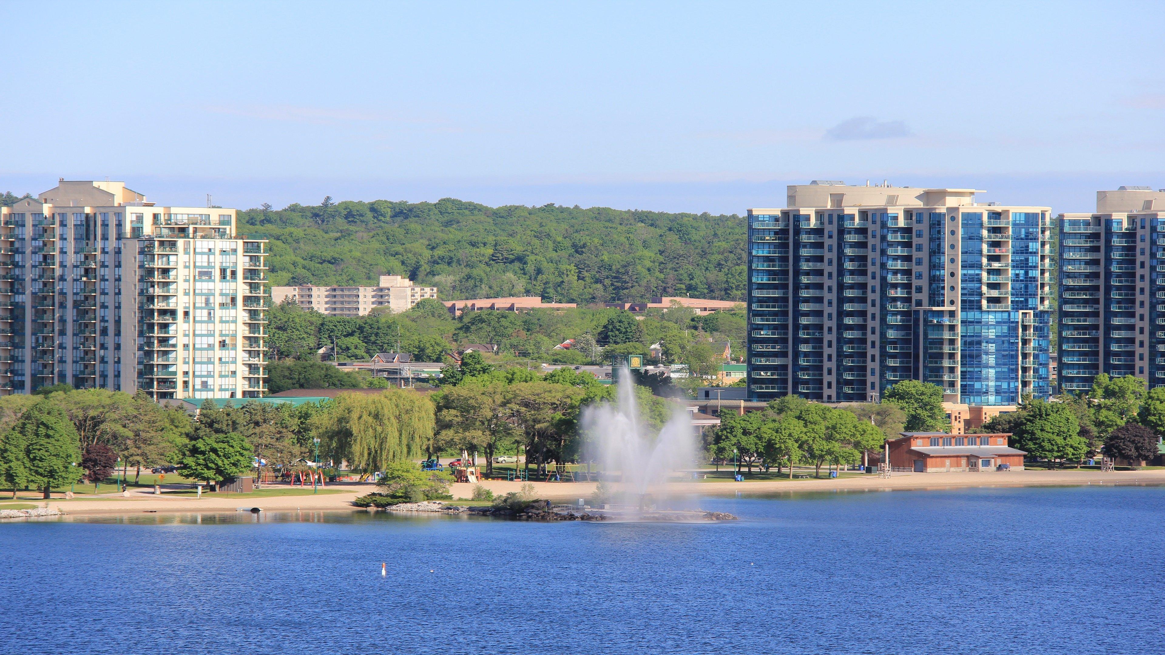 Holiday Inn Express Hotel & Suites Barrie By Ihg Eksteriør billede