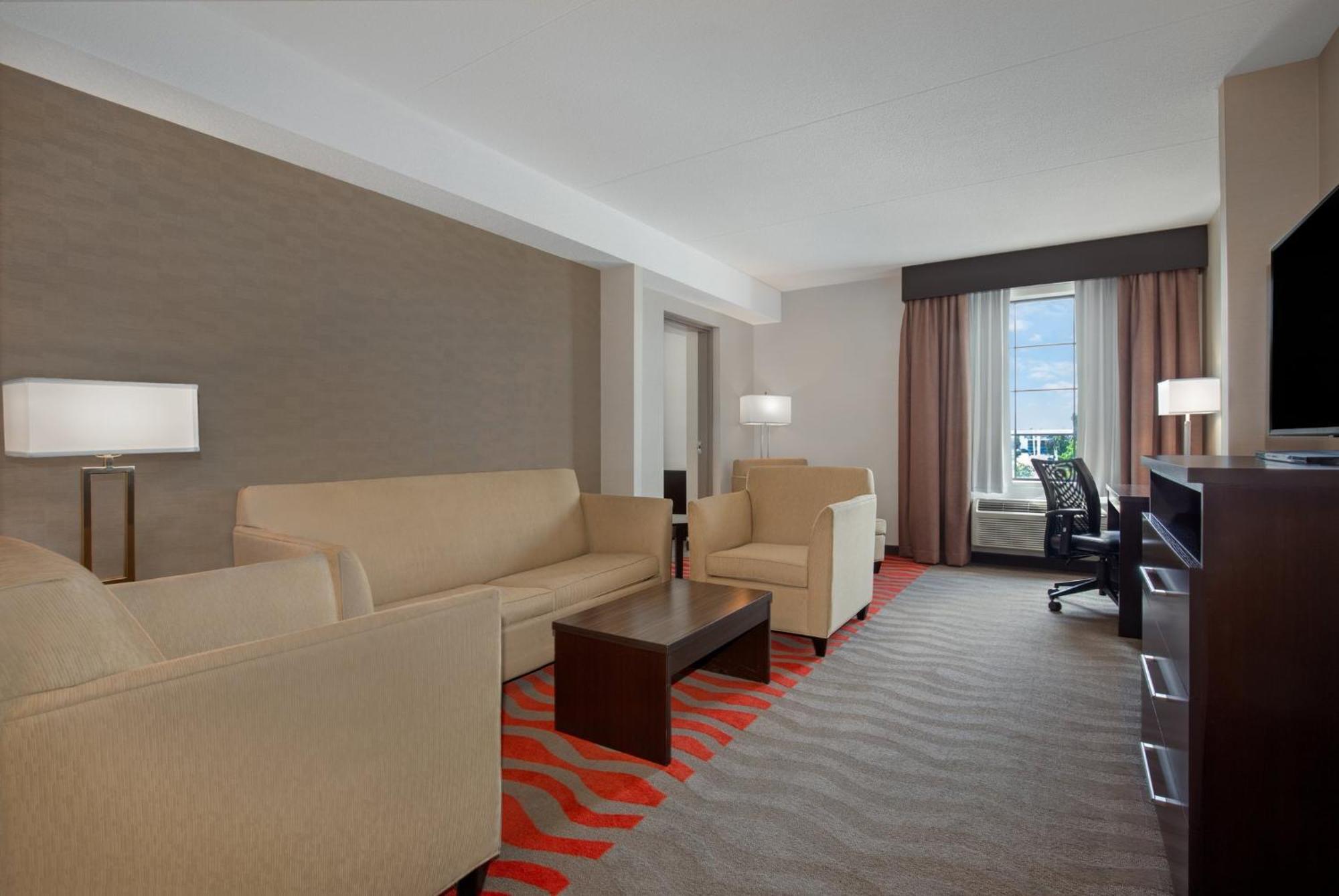 Holiday Inn Express Hotel & Suites Barrie By Ihg Eksteriør billede