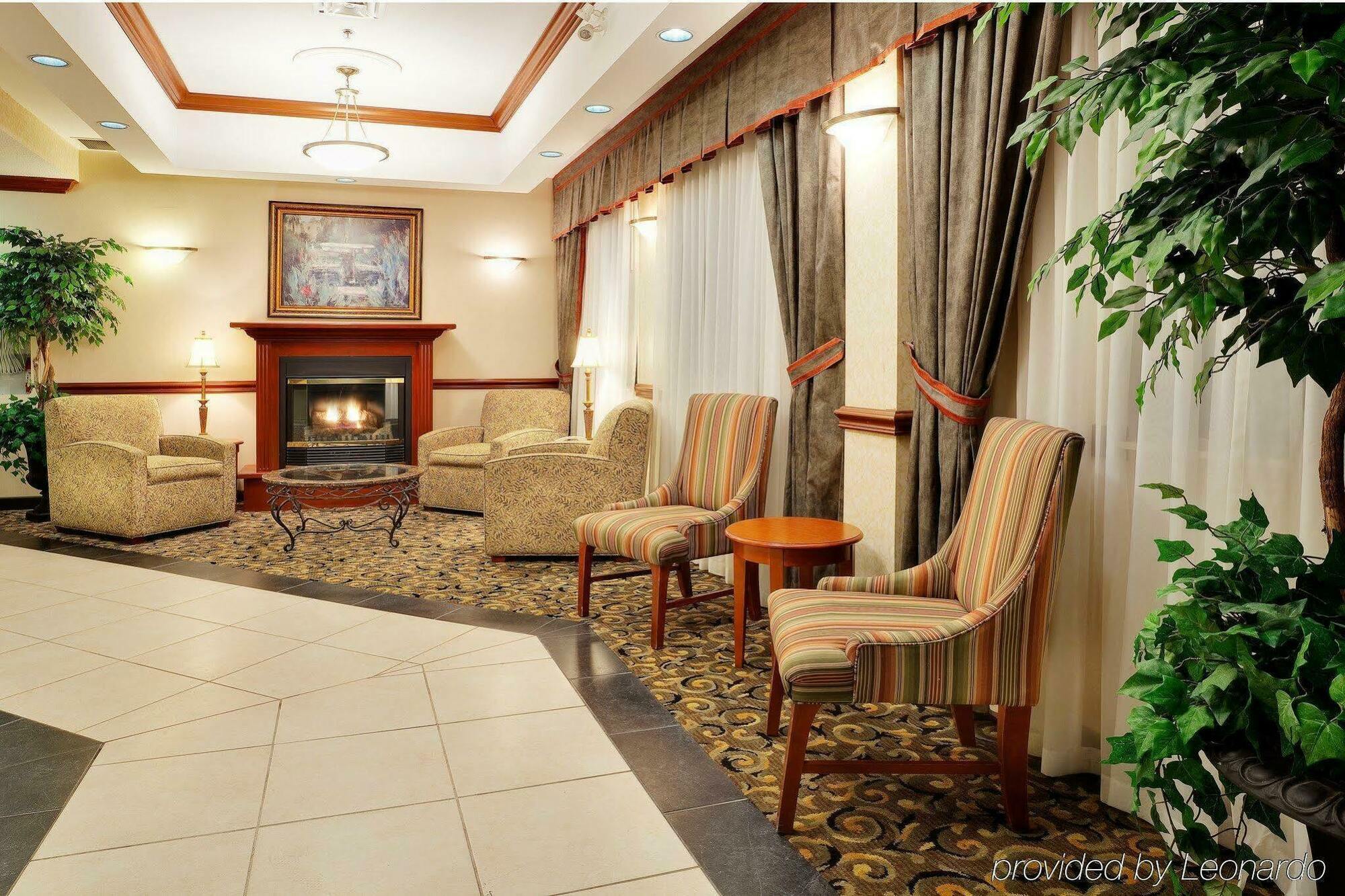 Holiday Inn Express Hotel & Suites Barrie By Ihg Eksteriør billede