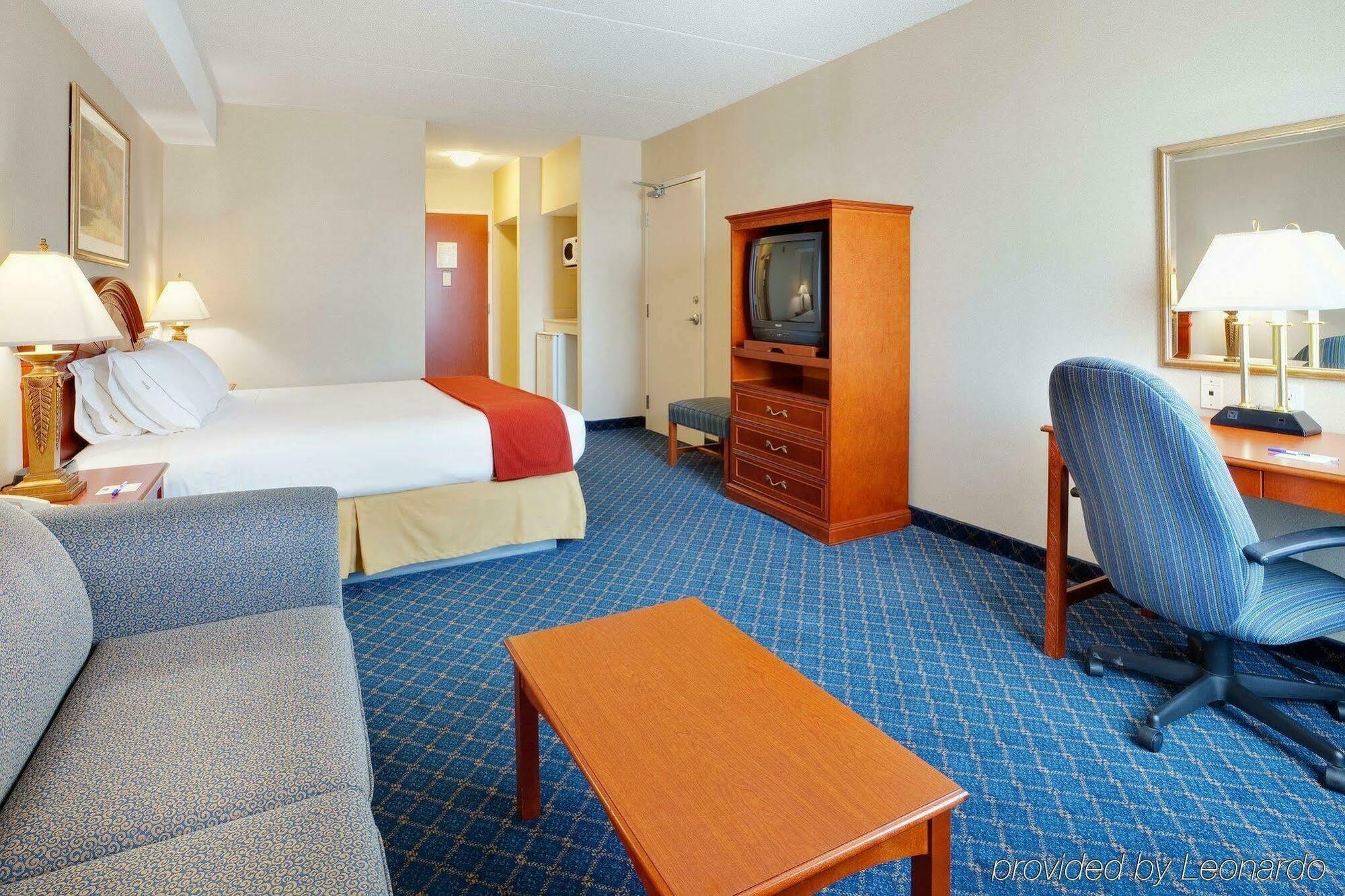 Holiday Inn Express Hotel & Suites Barrie By Ihg Eksteriør billede