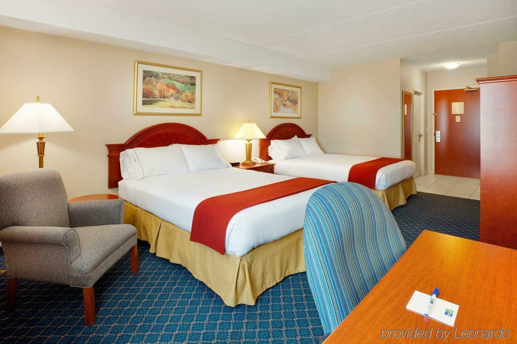 Holiday Inn Express Hotel & Suites Barrie By Ihg Eksteriør billede